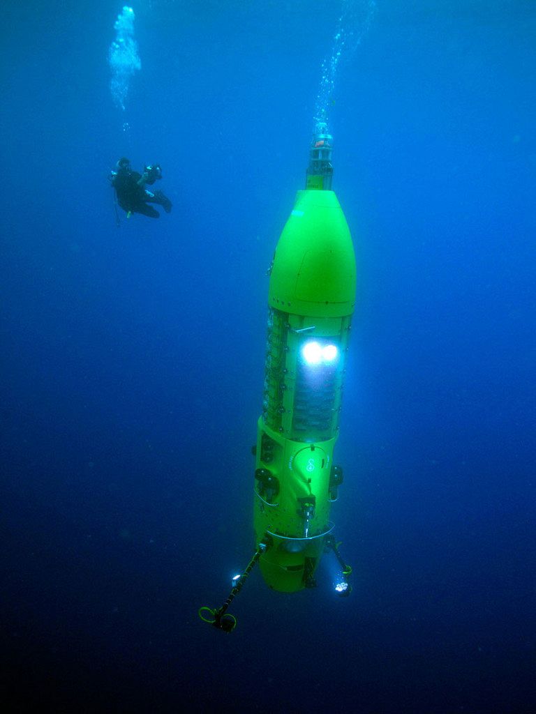 Deepsea-challenger-submarine