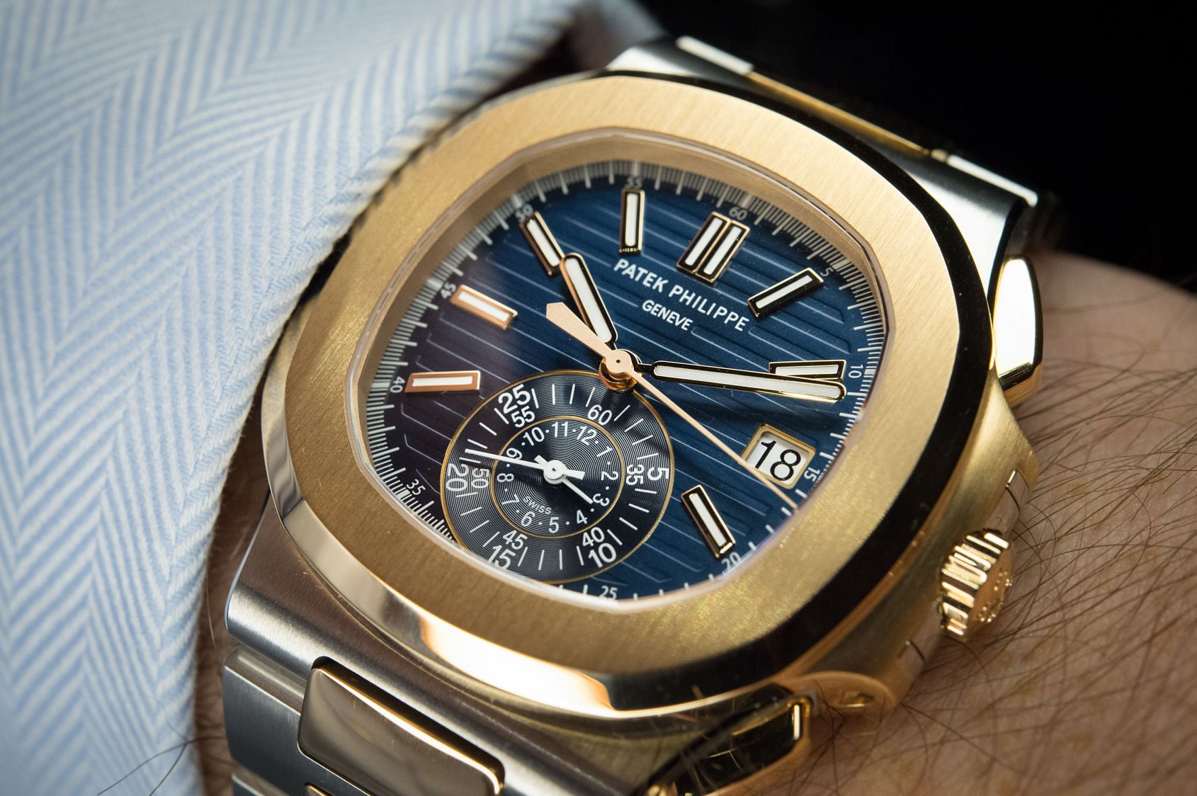 watches that look like patek philippe nautilus