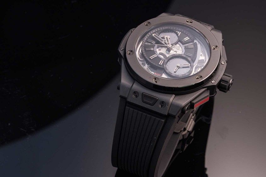 Hublot-Big-Bang-Alarm-Repater-All-Black-3