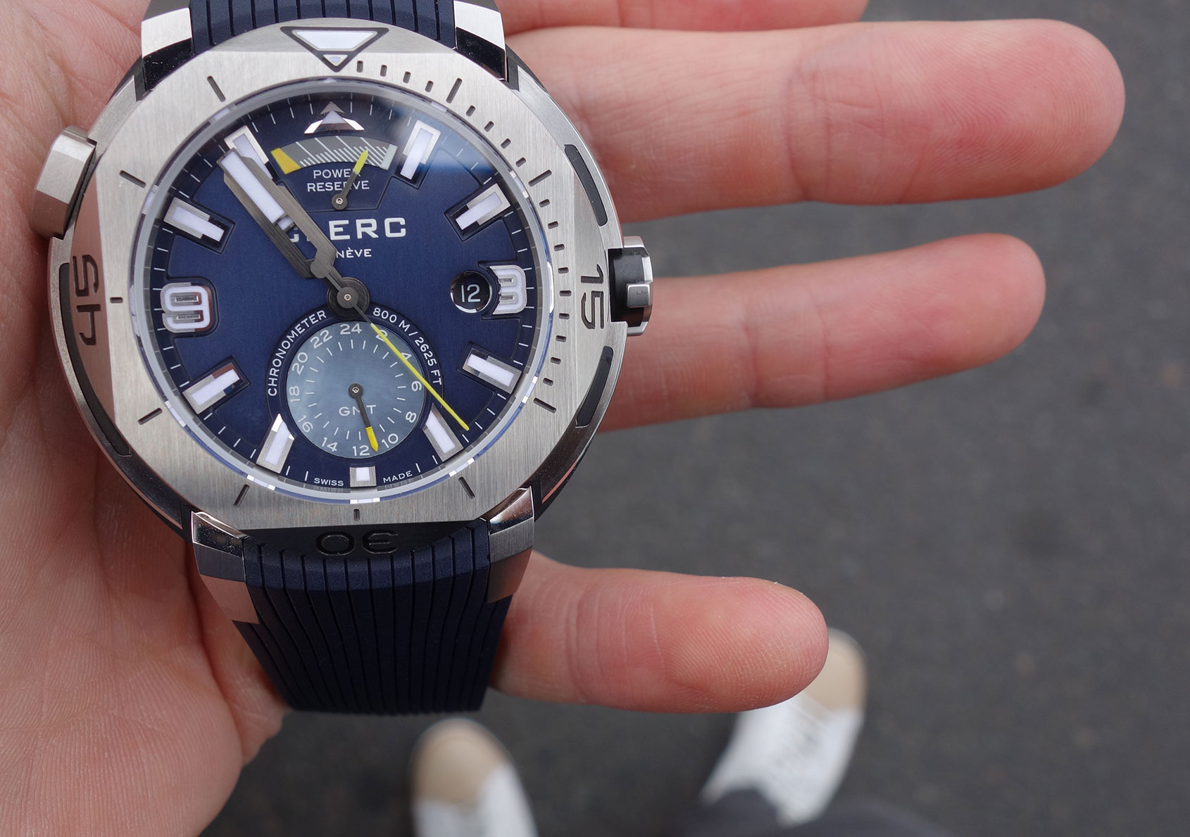 Clerc Hydroscaph Gmt Power Reserve Hands On Review