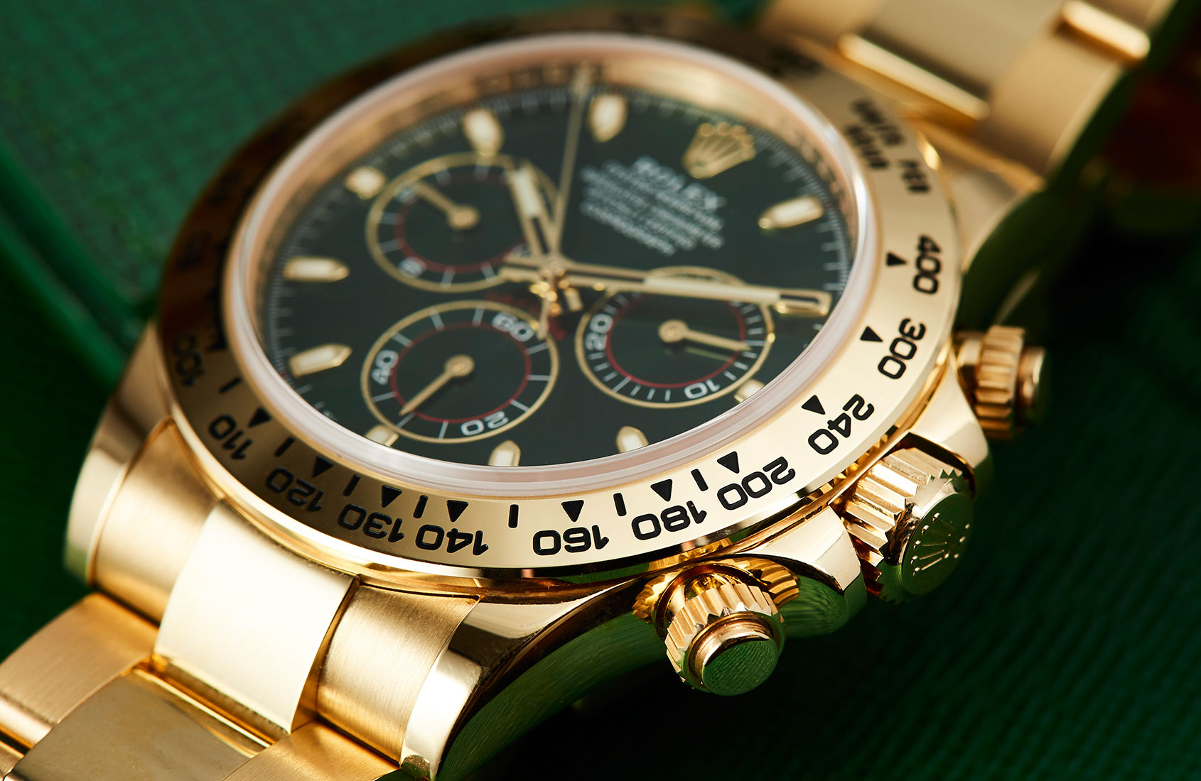 Gold daytona green outlet dial