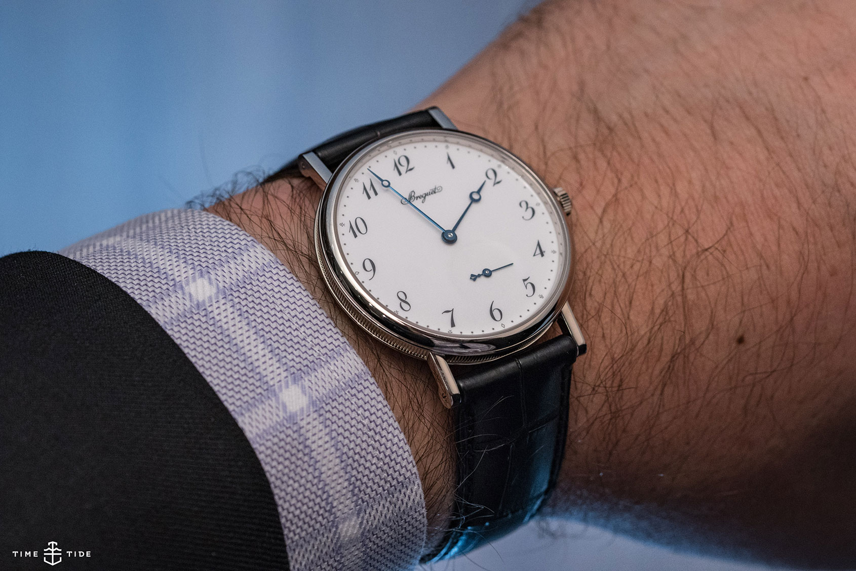 HANDS-ON: The Breguet Classique 7147 gets an enamel update - Time and ...