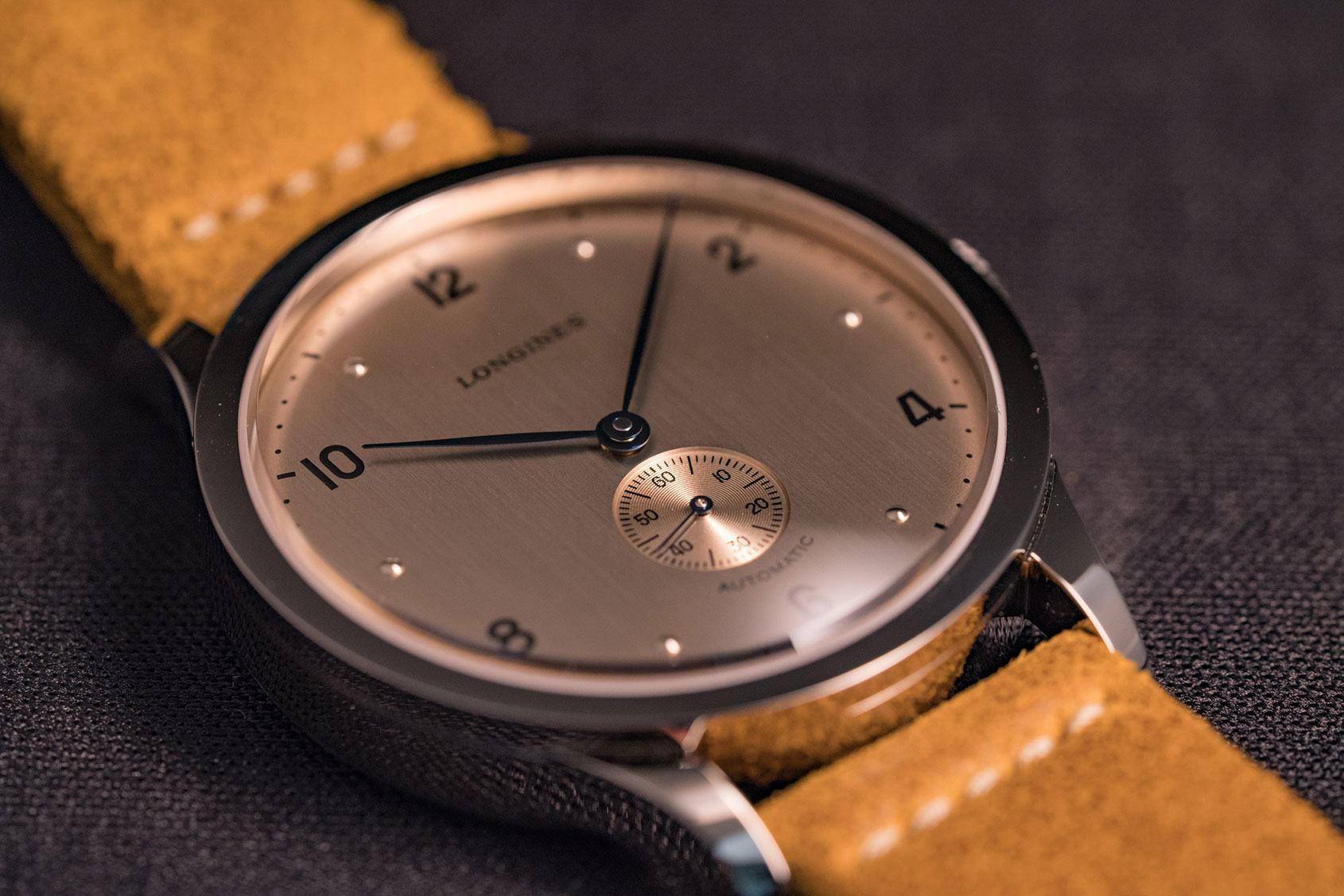 This Longines Heritage 1945 oozes old school charm