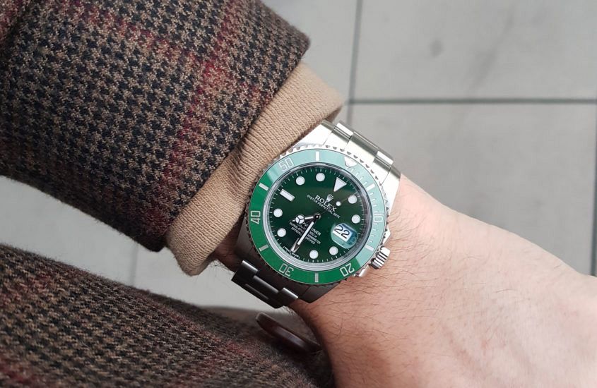 Submariner hulk on wrist new arrivals