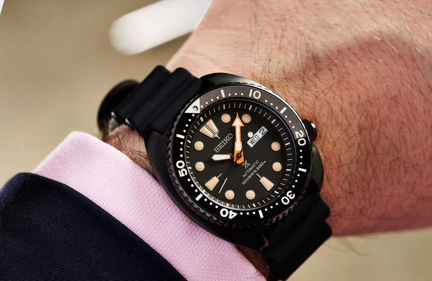 Is this blacked-out Seiko dive watch times for under a grand? - Time and Tide Watches