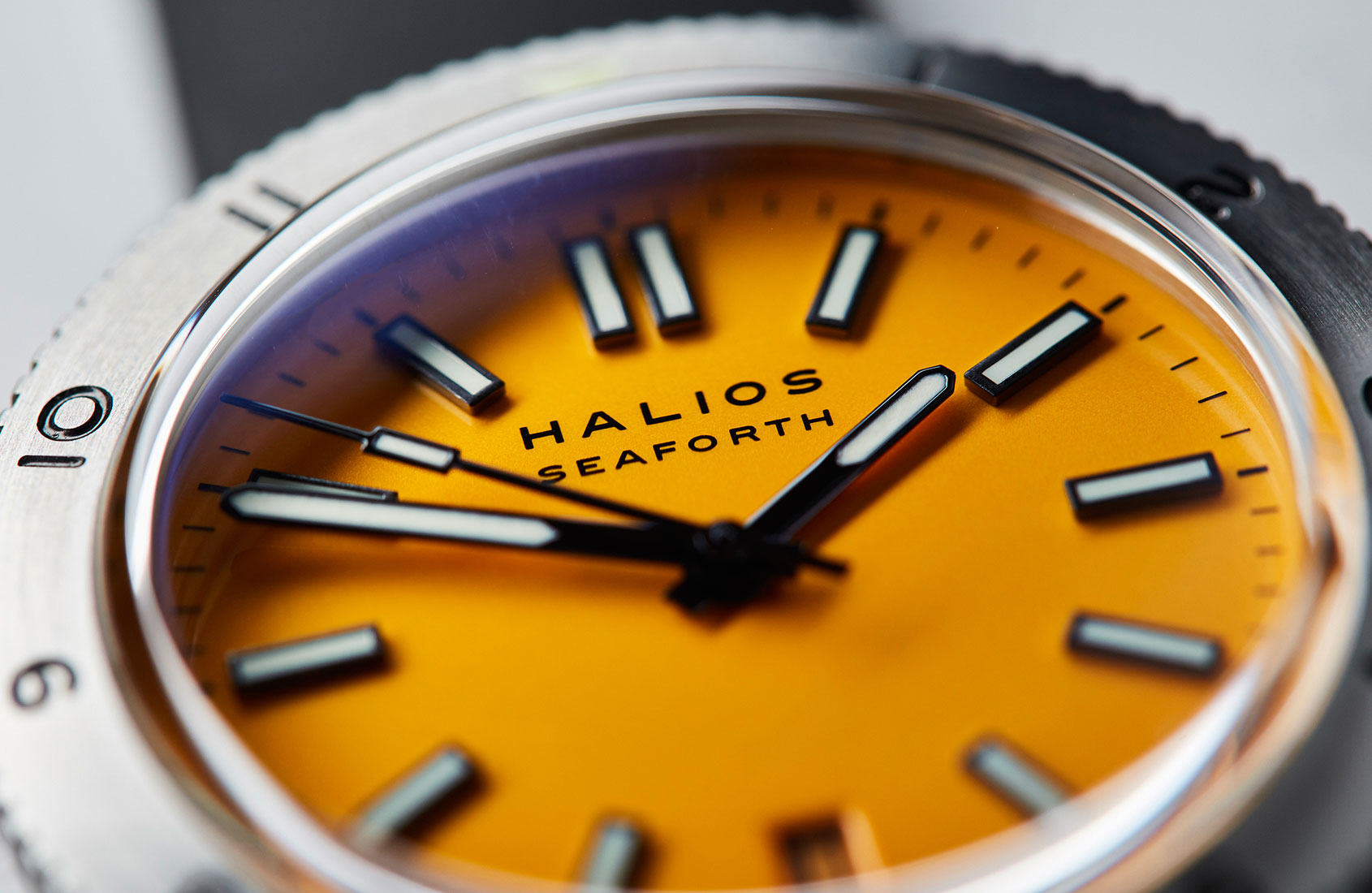 Halios seaforth gmt for on sale sale