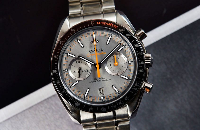 Omega speedmaster 2025 orange hand