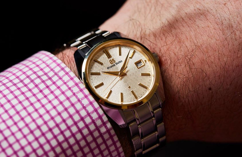 HANDS-ON: High-end quartz – Grand Seiko celebrates the 25th anniversary of  the 9F with two limited editions (SBGT241 and SBGV238) - Time and Tide  Watches