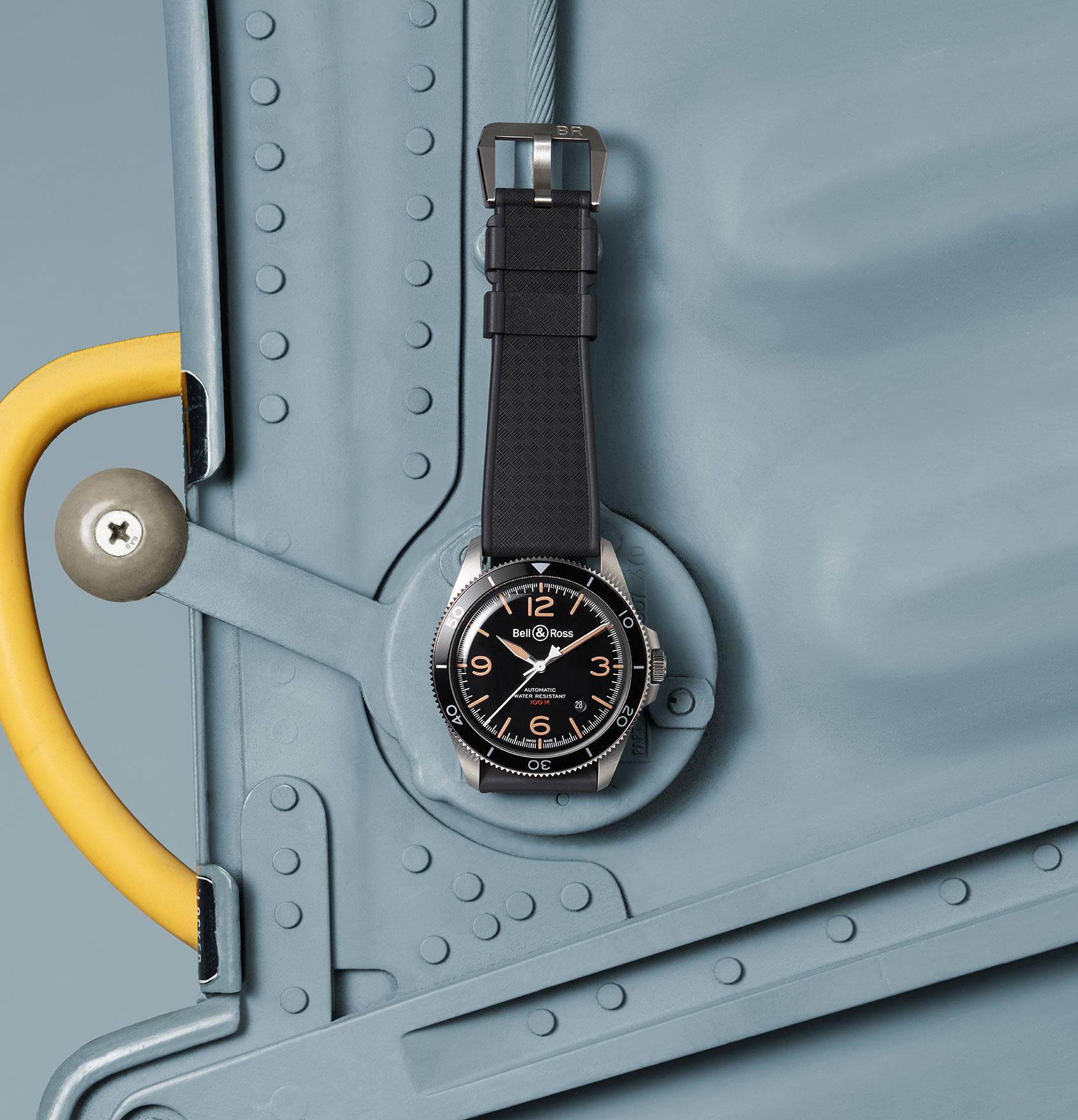 Introducing the Bell & Ross BR V2 Steel Heritage