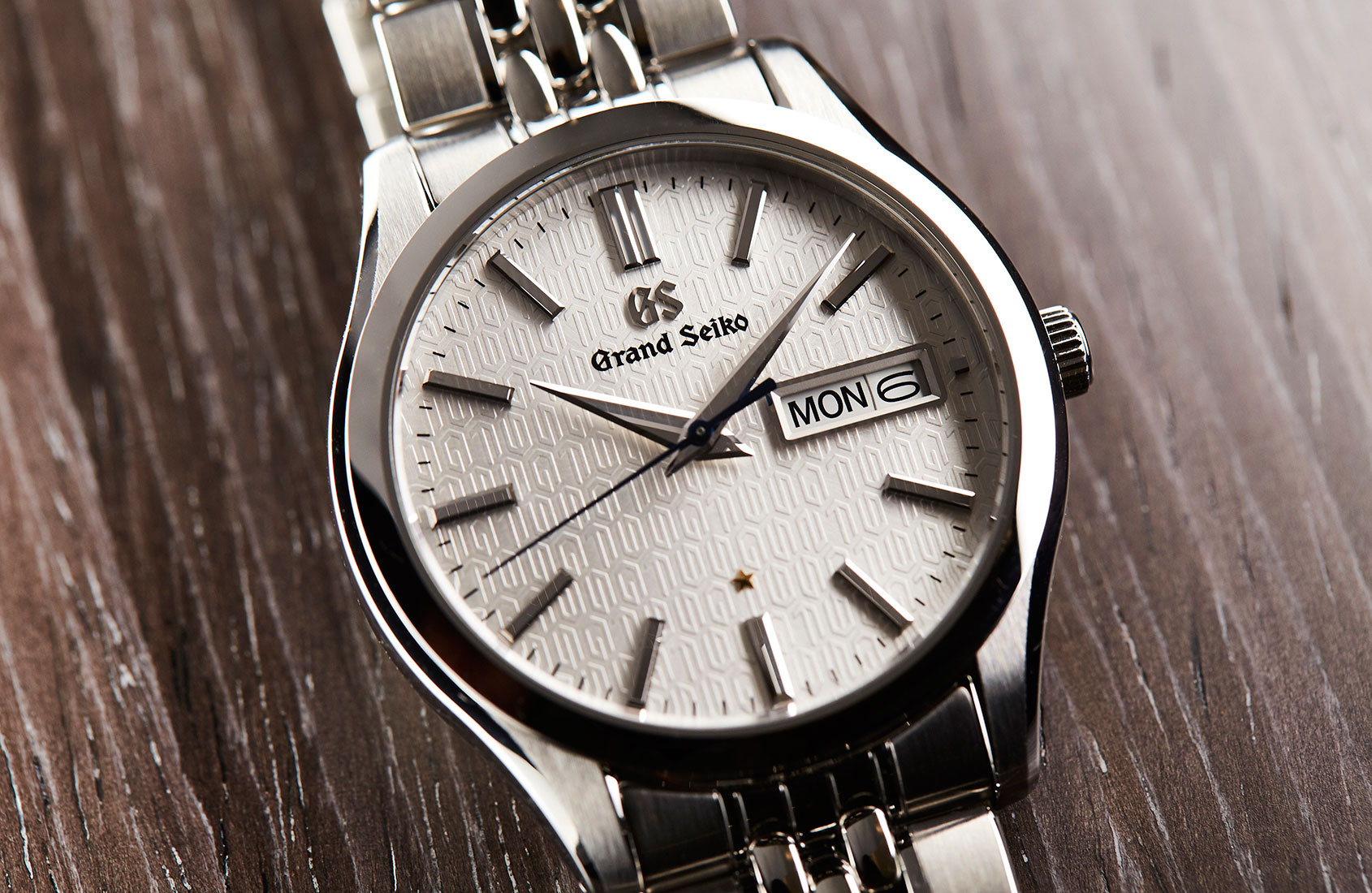 Grand seiko best sale 9f review