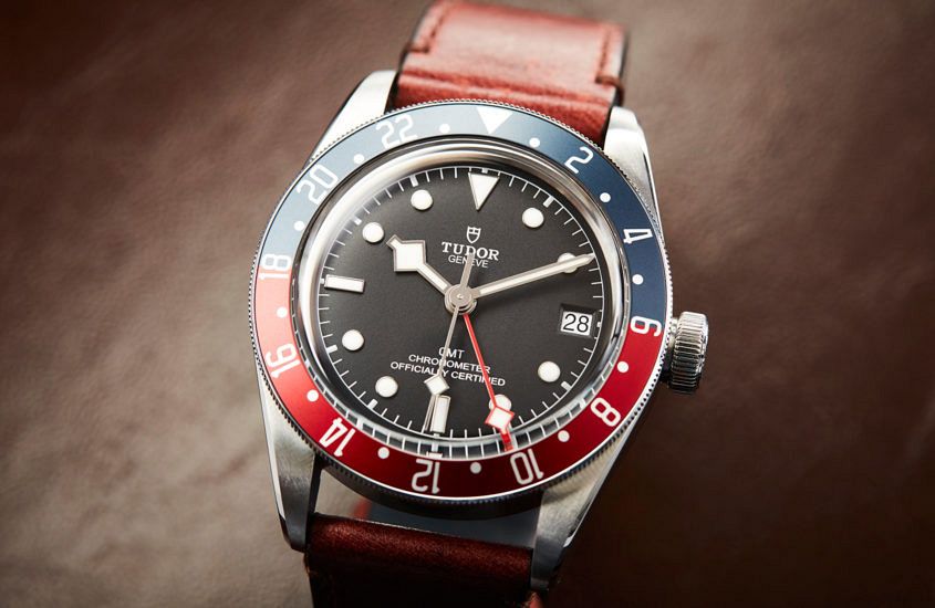 best-tudor-black-bay-watches-dark-58-bronze-heritage-steel-review