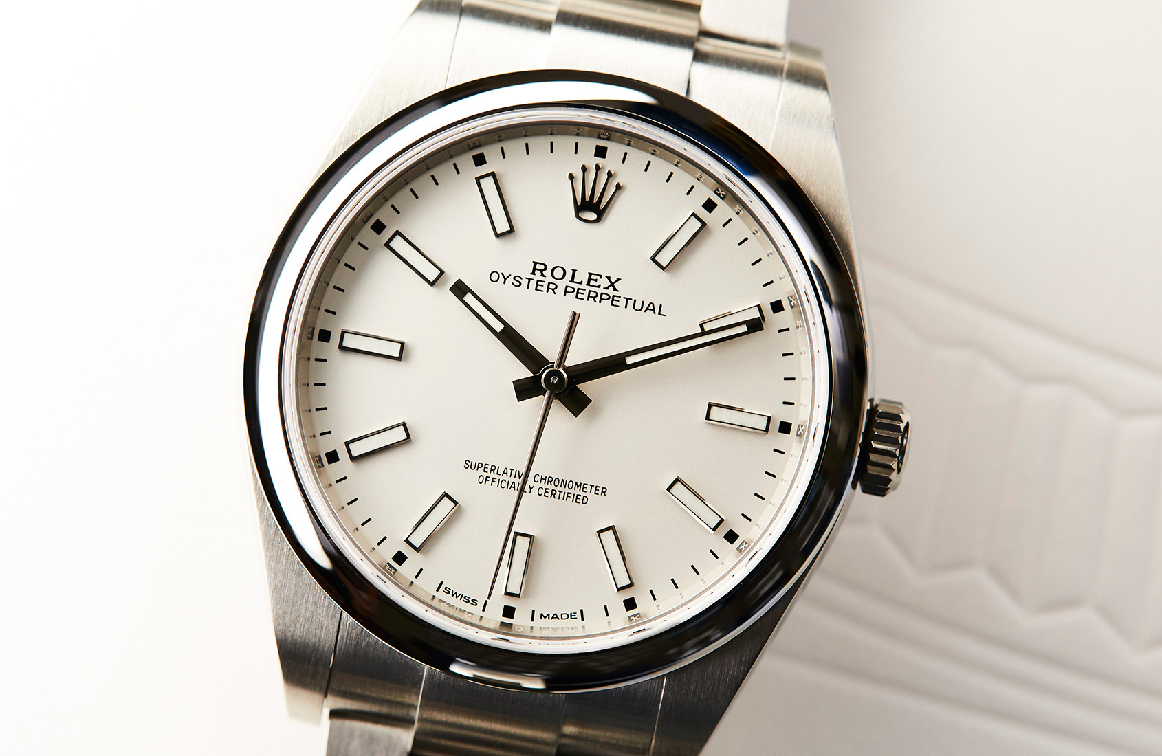 Rolex Oyster Perpetual 39 with white 