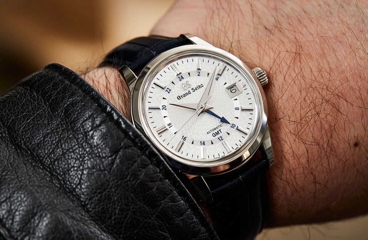 HANDS-ON: Grand Seiko’s dressy GMT – the SBGM235 | Time and Tide Watches