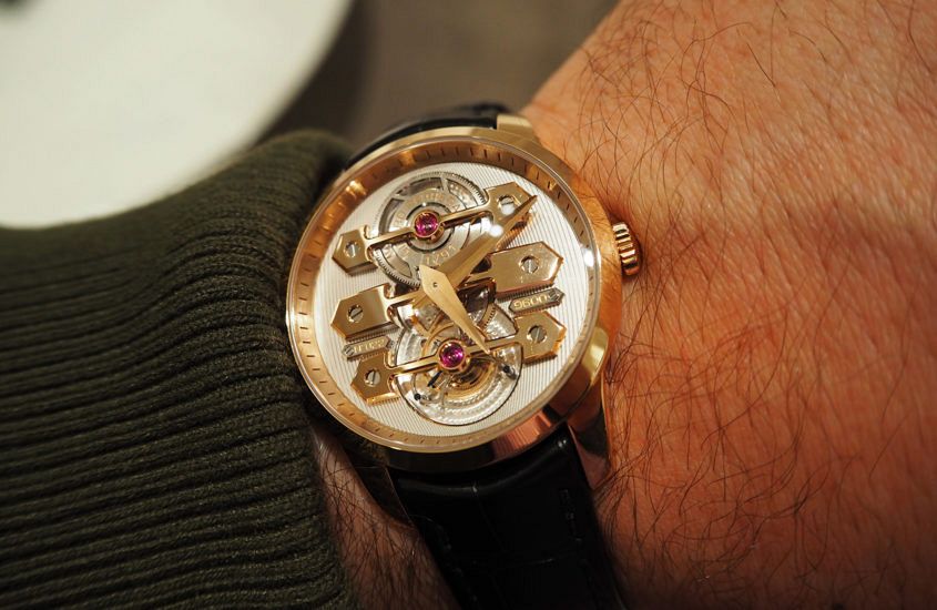 HANDS ON 150 years of greatness the Girard Perregaux Tourbillon with Three Gold Bridges 40mm