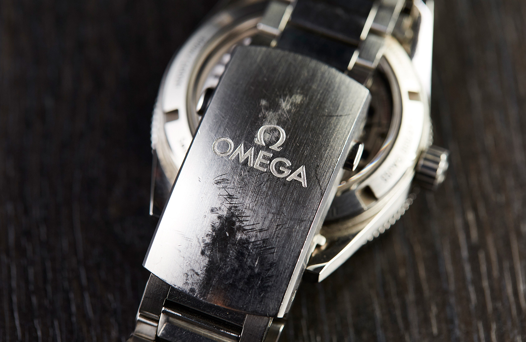 omega watch polishing