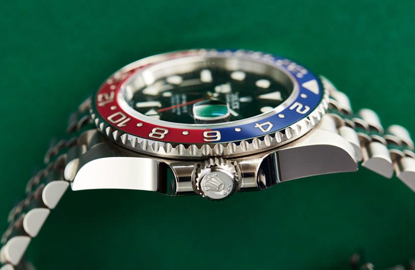 Rolex GMT-Master II “Pepsi” 