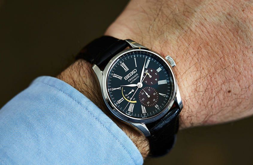 HANDS-ON: The Seiko Presage Urushi Byakudan-nuri Limited Edition SPB085 -  Time and Tide Watches