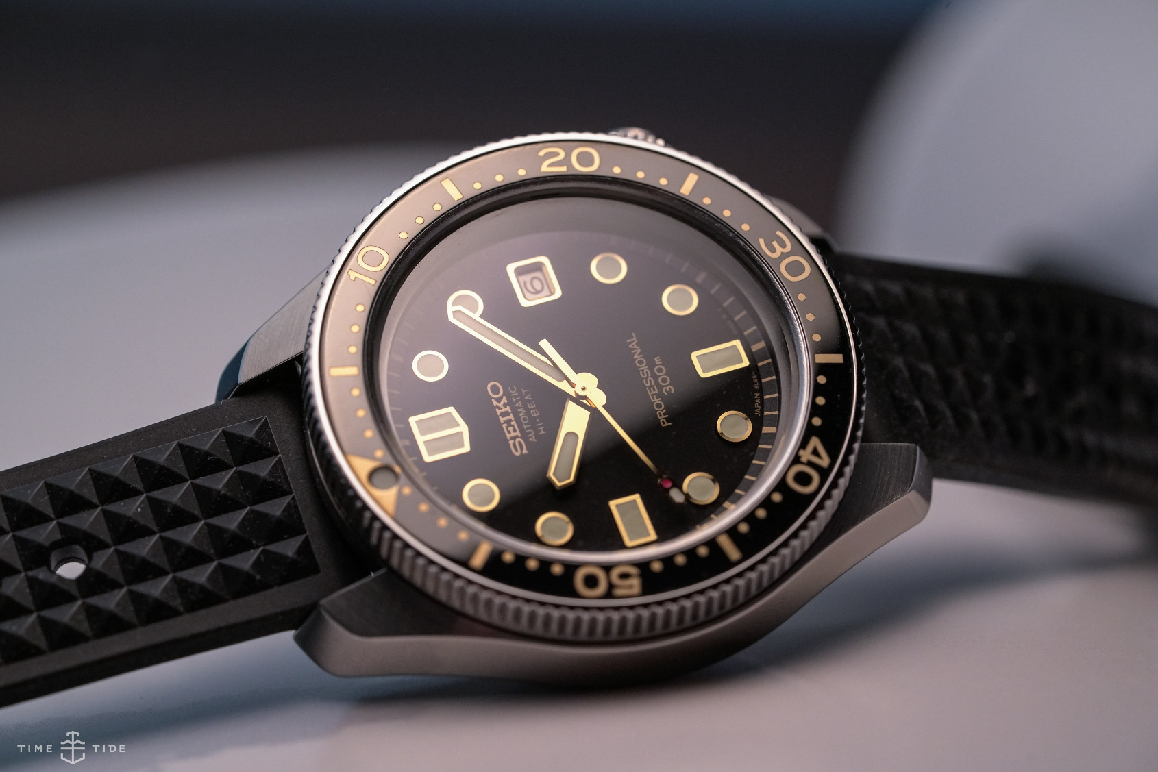 LIST: 8 watches under 10,000 CHF we'd love to see win at GPHG - Time and  Tide Watches