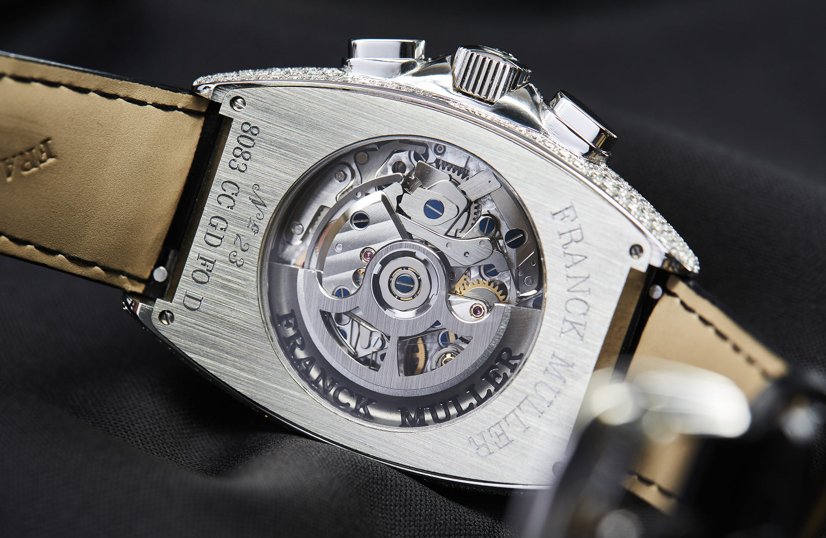 INTRODUCING The Franck Muller Cintr e Curvex Grande Date