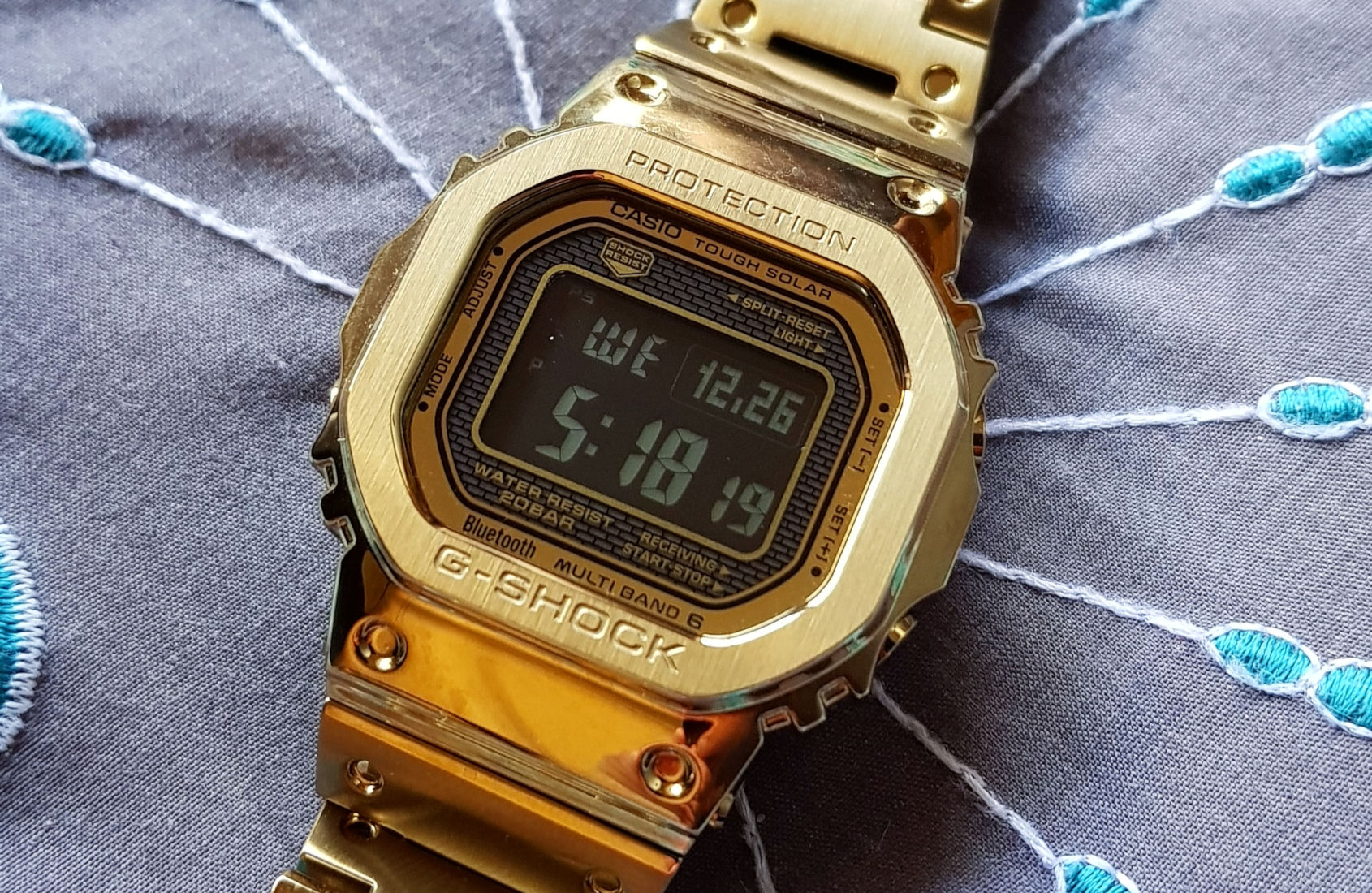 g shock gold dial