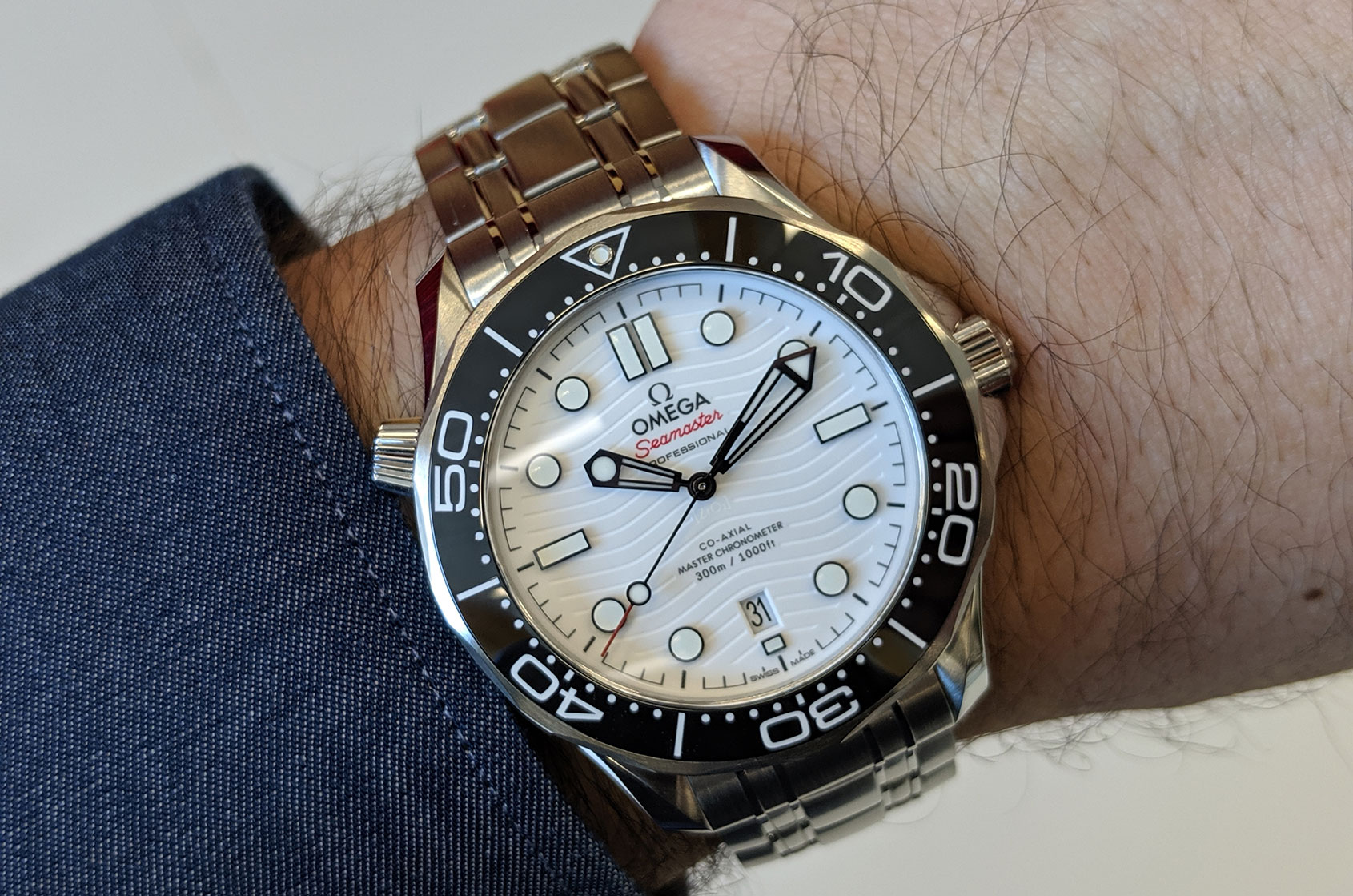 omega white face seamaster