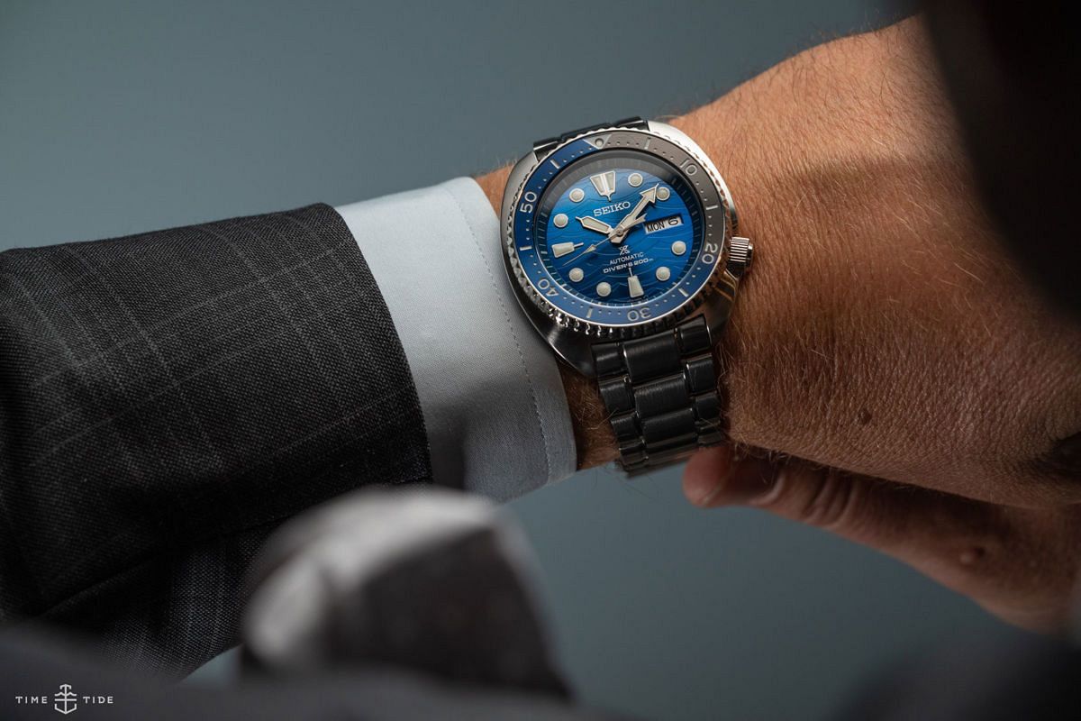 HANDS-ON: Swimming with sharks – the Seiko Prospex SRPD21K Save the ...