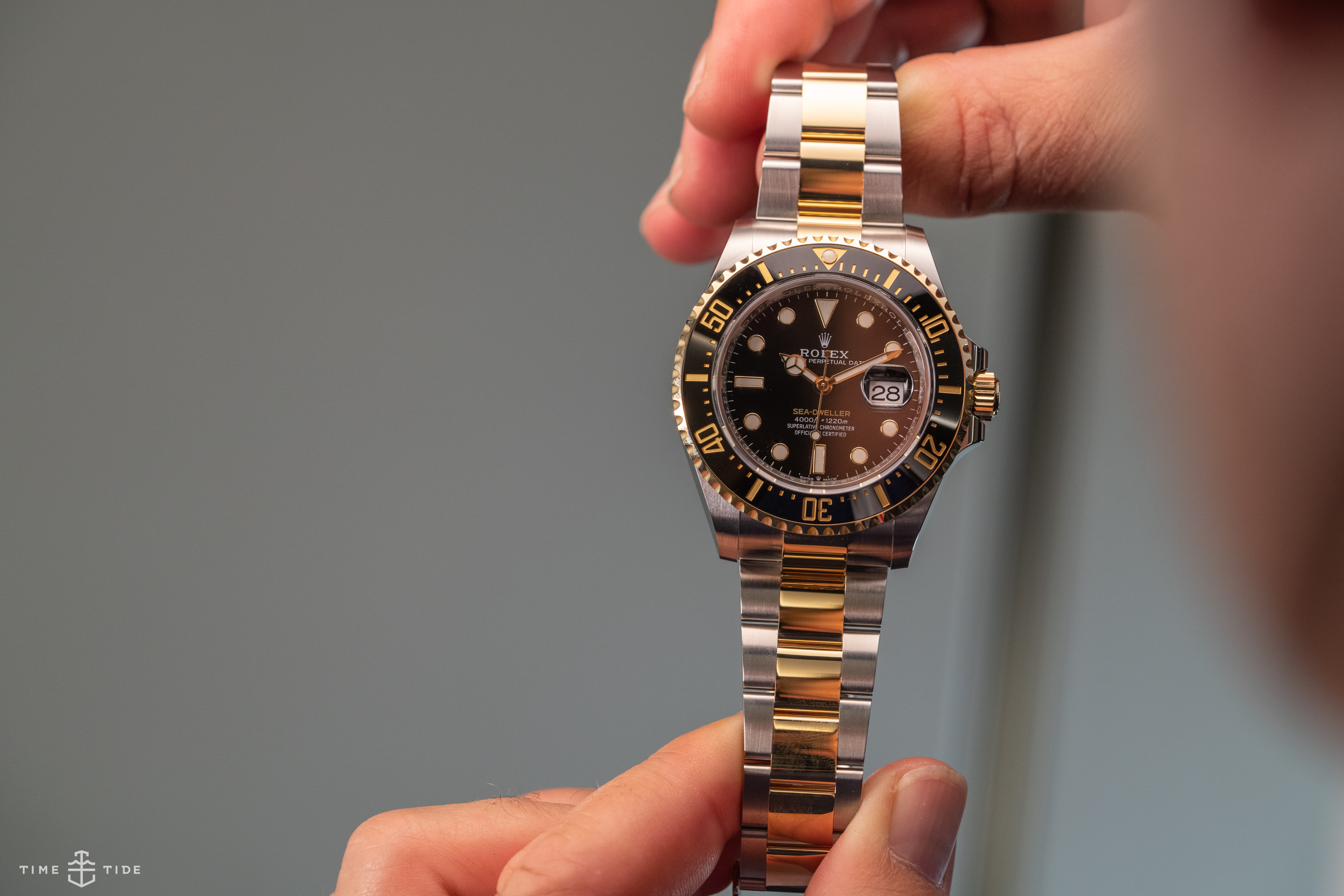 rolex sea dweller 2019 gold