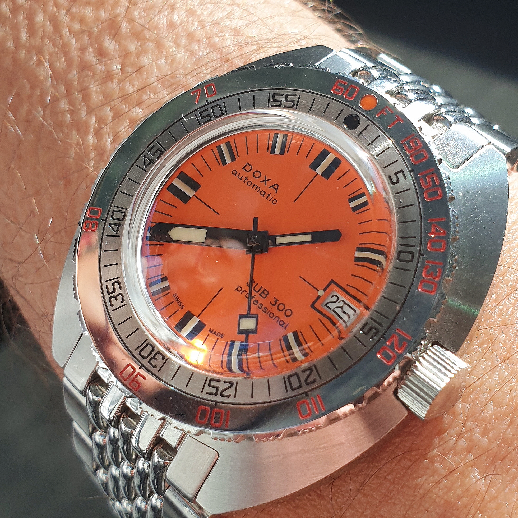 Dubai Watch Week WSTD – Julian's DOXA SUB 300 Professional