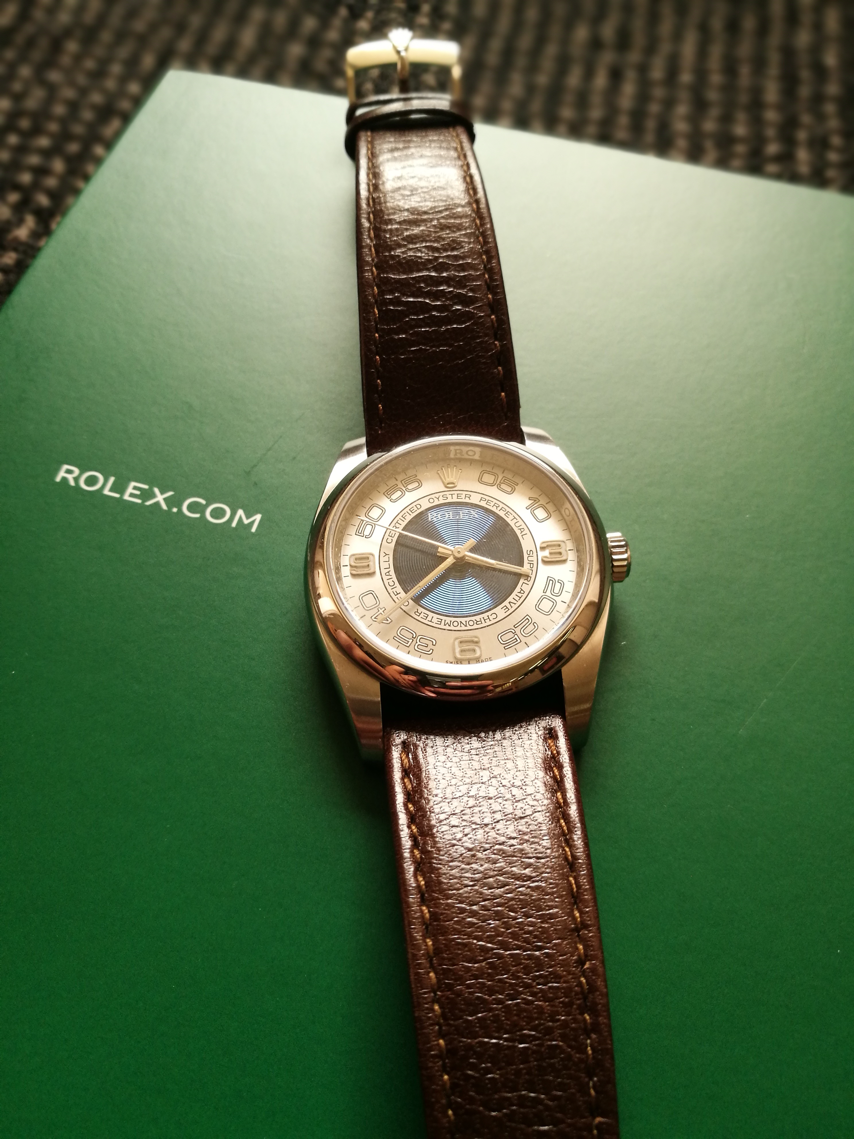 Rolex oyster perpetual discount 36 leather strap