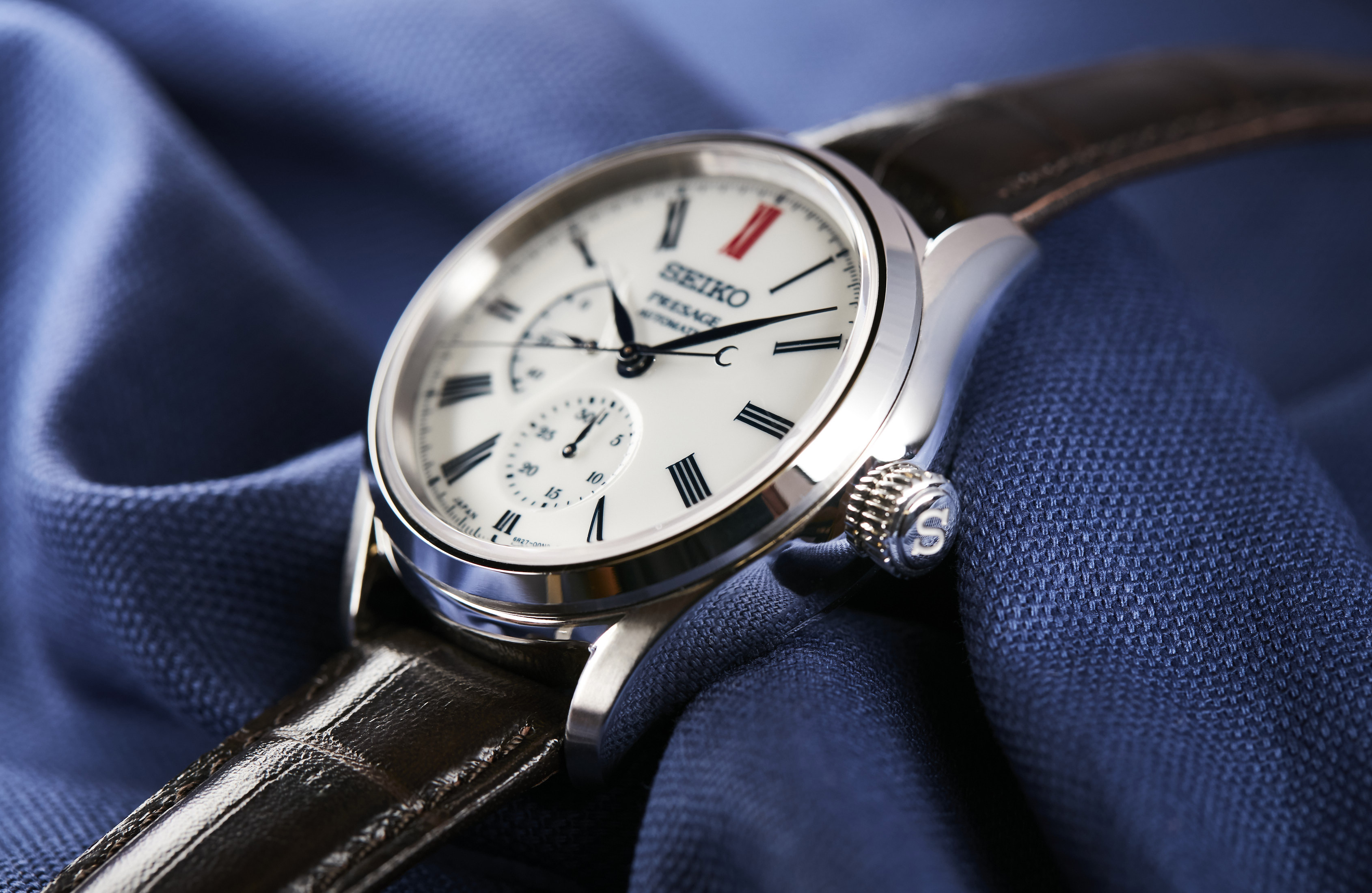 HANDS-ON: The stunning Seiko Presage Arita Porcelain Dial SPB093