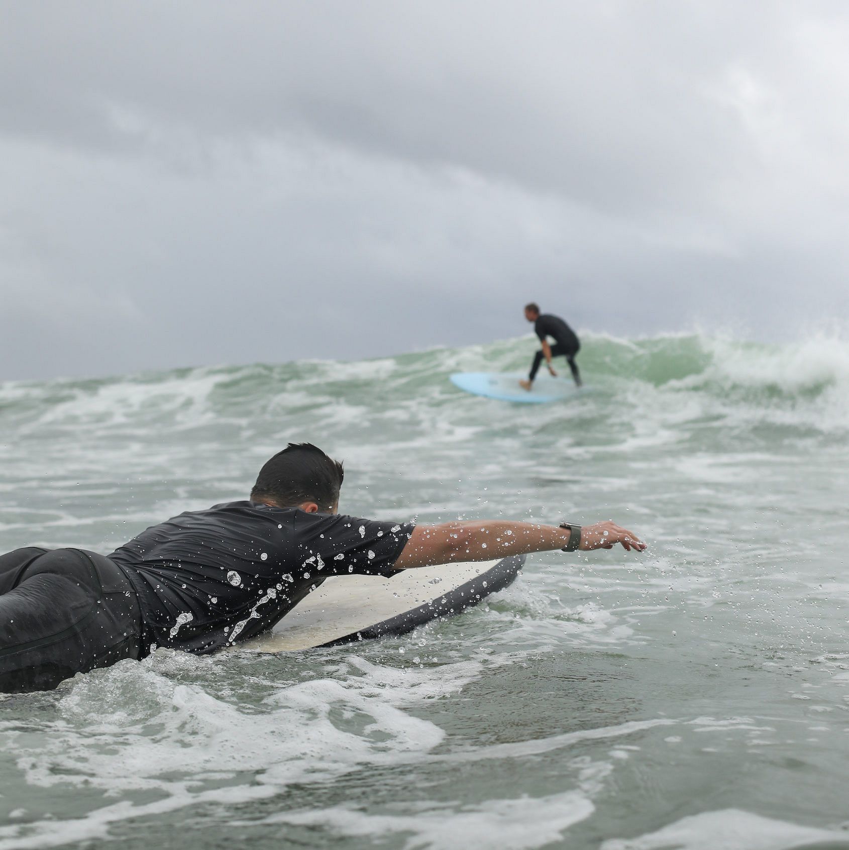 Apple watch and on sale surfing