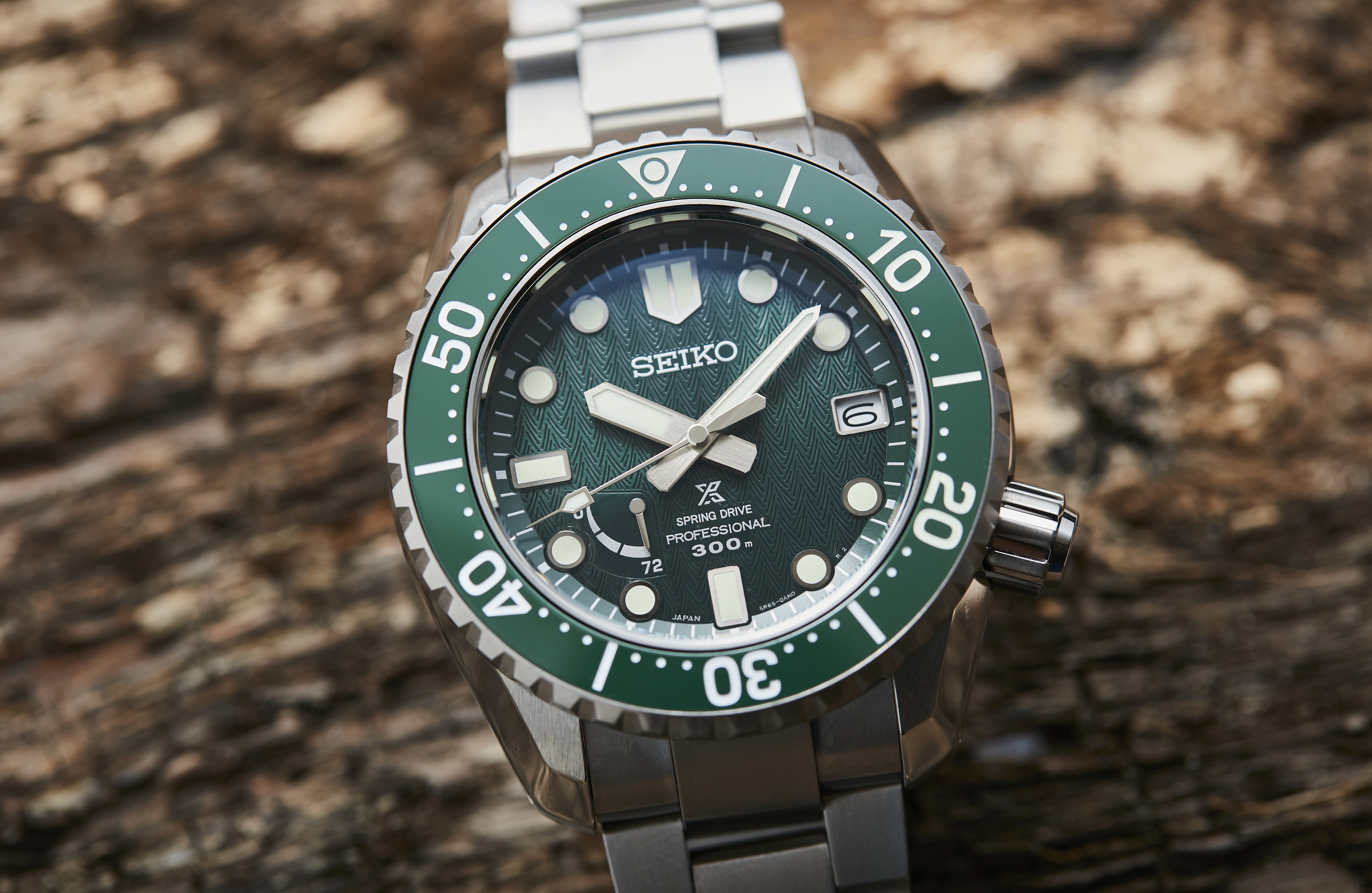 The Seiko Prospex SNR045J is like a Rolex “Hulk” Submariner on steroids