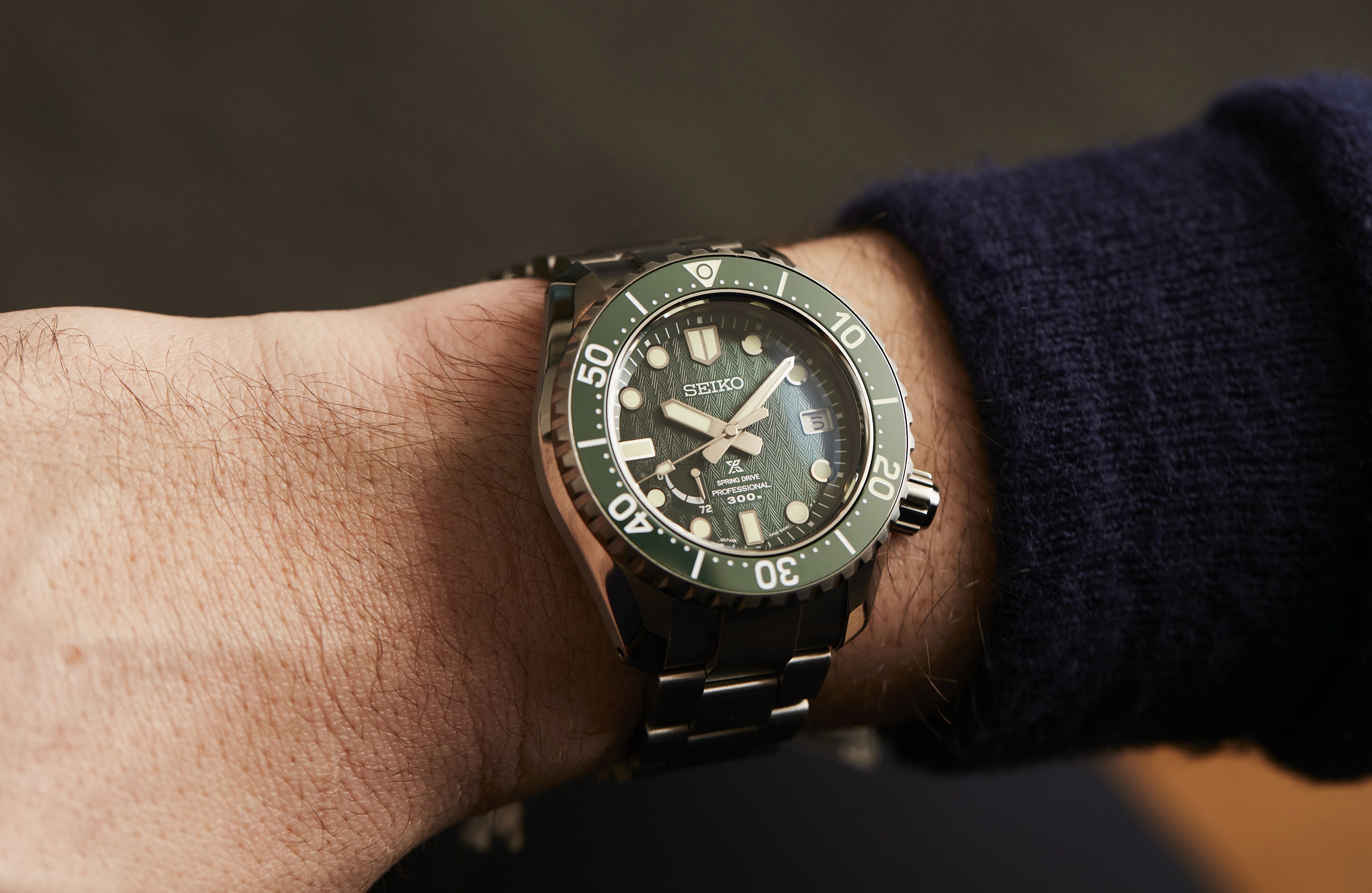 The Seiko Prospex SNR045J is like a Rolex Hulk Submariner on