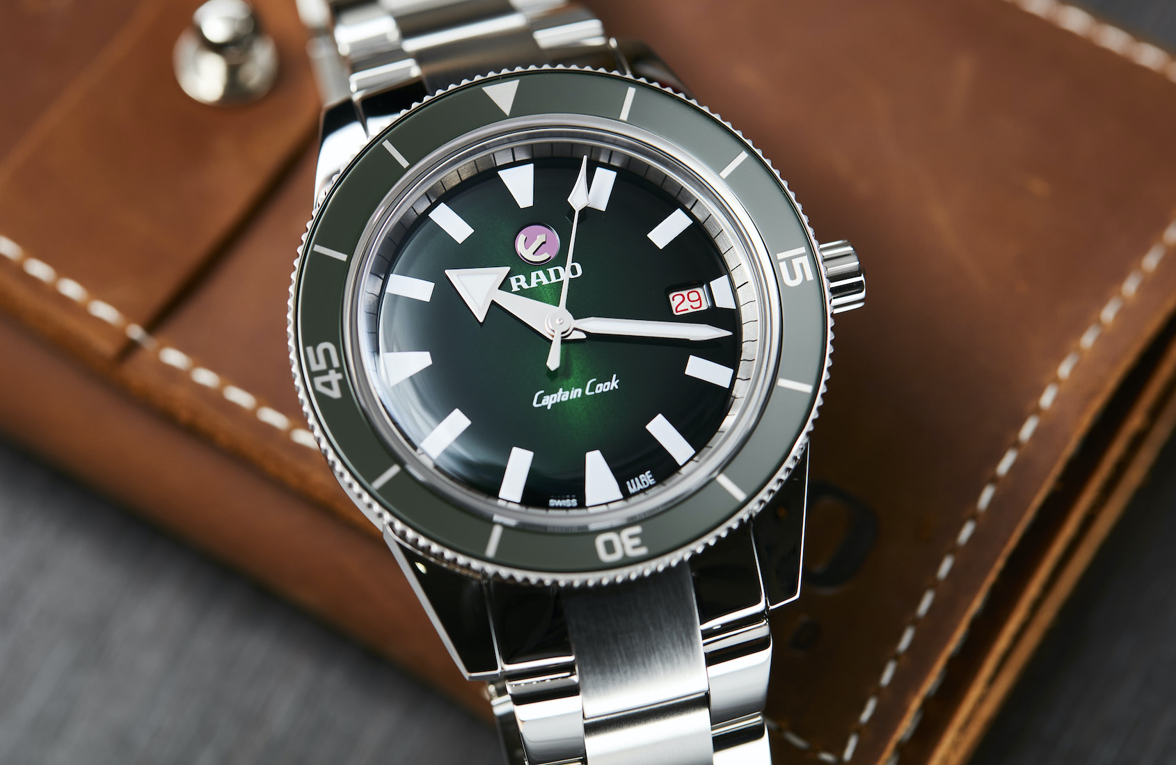 VIDEO: The Rado Captain Cook, now with interchangeable straps gives you ...