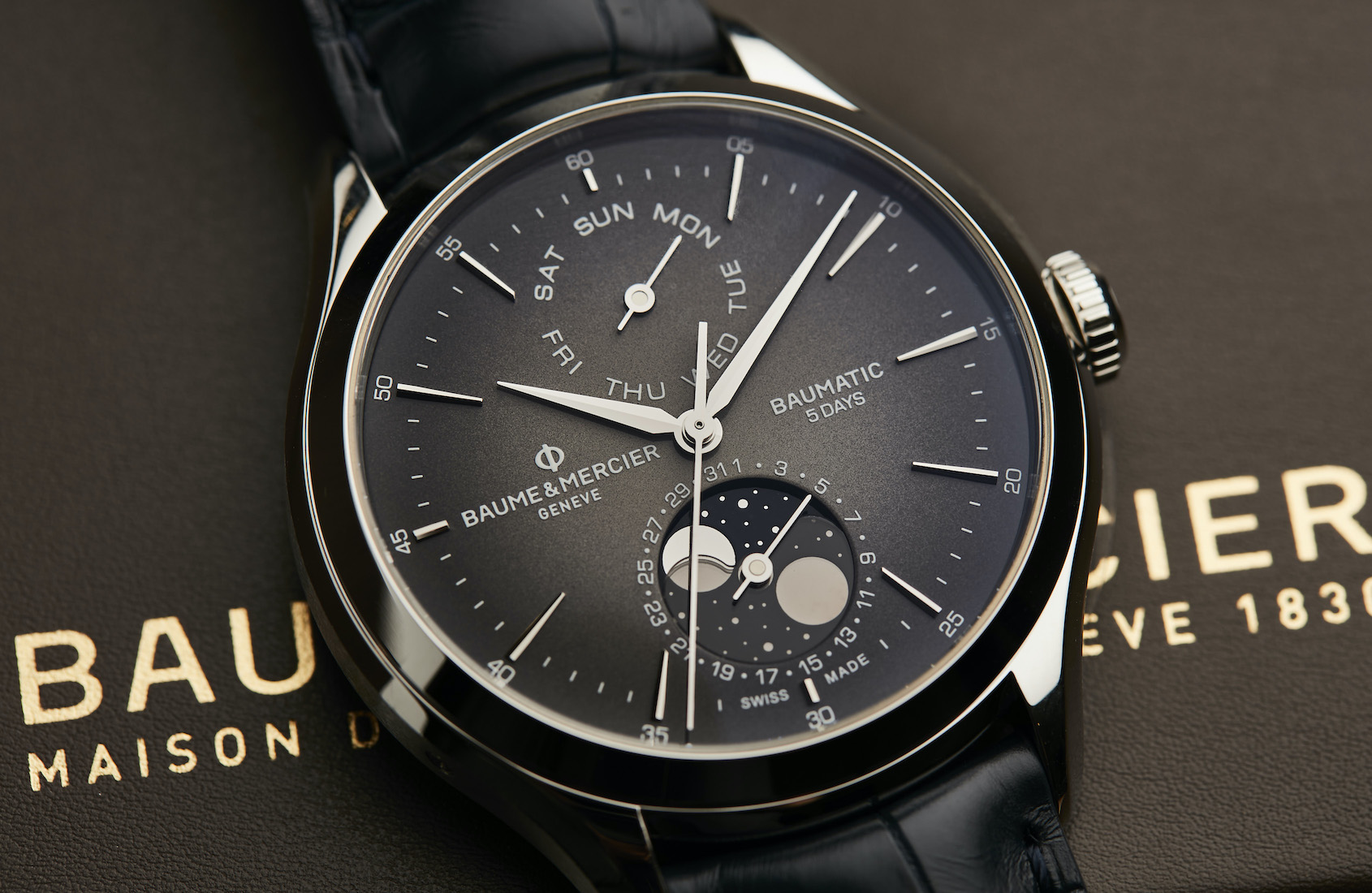 Baume & Mercier Clifton Baumatic Automatic Day Date Moon Phase