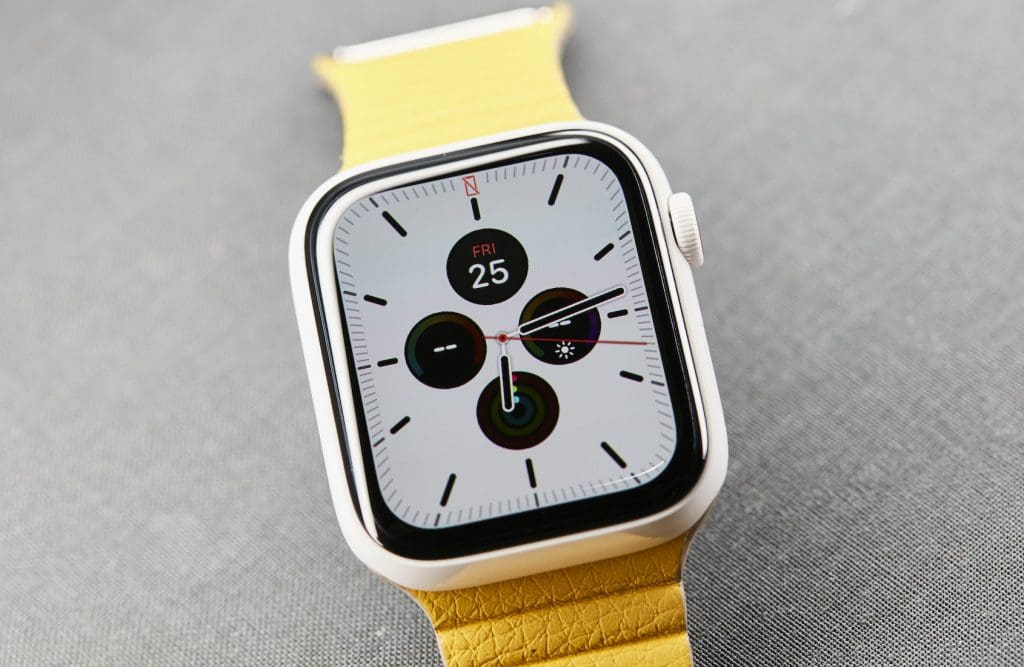 Crime or Sublime: Double Wristing with a mechanical and Apple Watch
