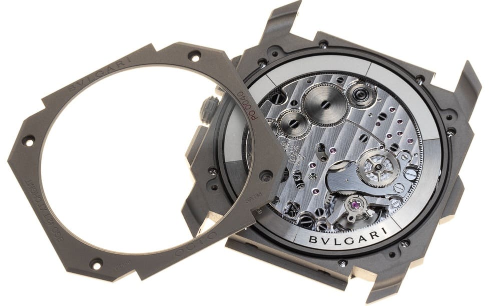 RECOMMENDED READING: This is what happens when you take apart the ultra-thin Bulgari Octo Finissimo chronograph