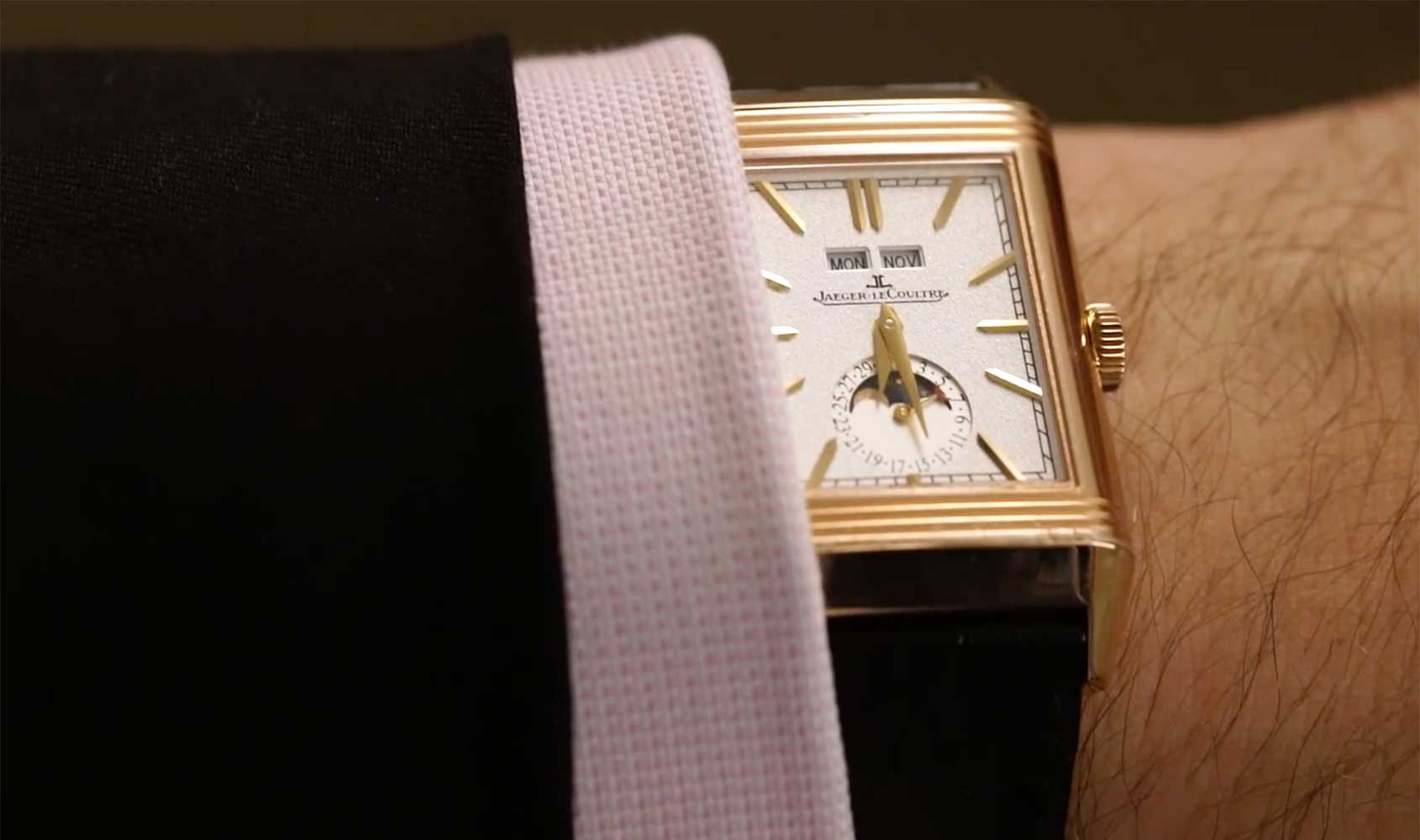 GONE IN 60 SECONDS: The Jaeger-LeCoultre Reverso Tribute Calendar video review
