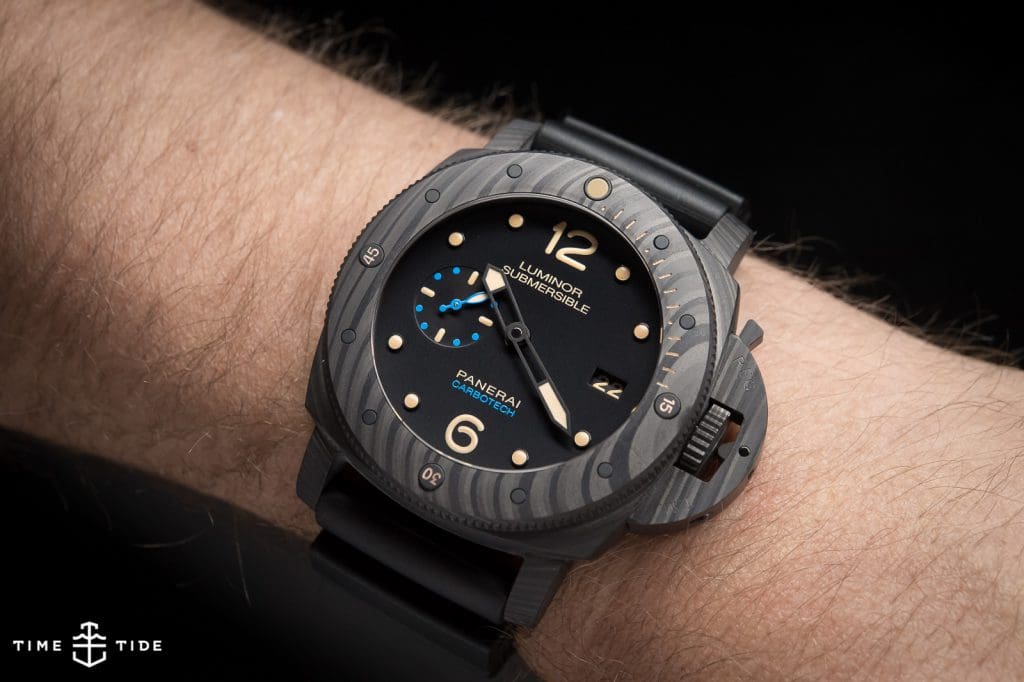 HANDS ON: (UPDATED) The Panerai Luminor Submersible 1950 Carbotech 3 Days  Automatic PAM (PAM00616)