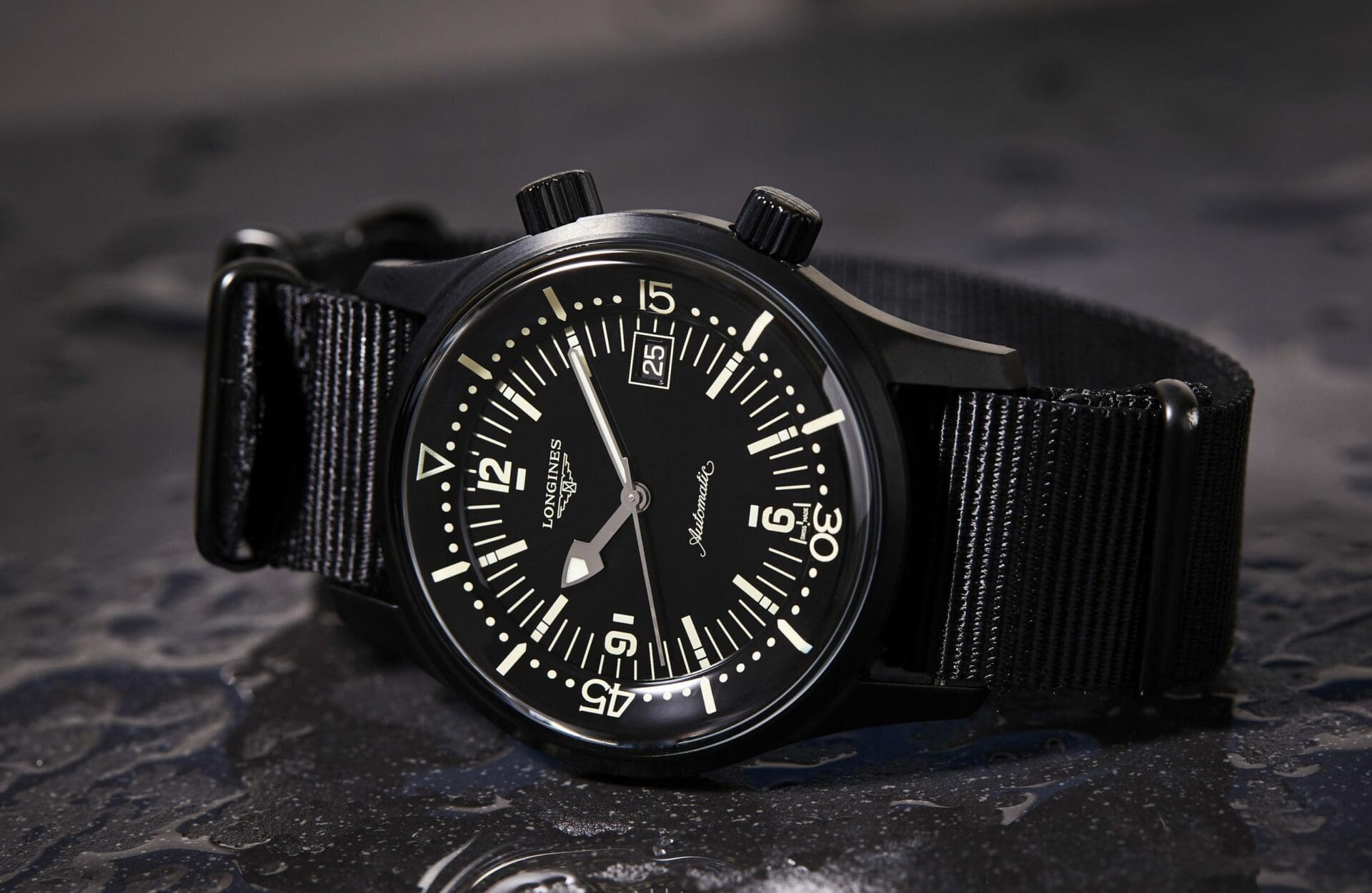 BLACK FRIDAY OFFER: The Black Pack, an offer to dive for, 4 days only -  Time and Tide Watches