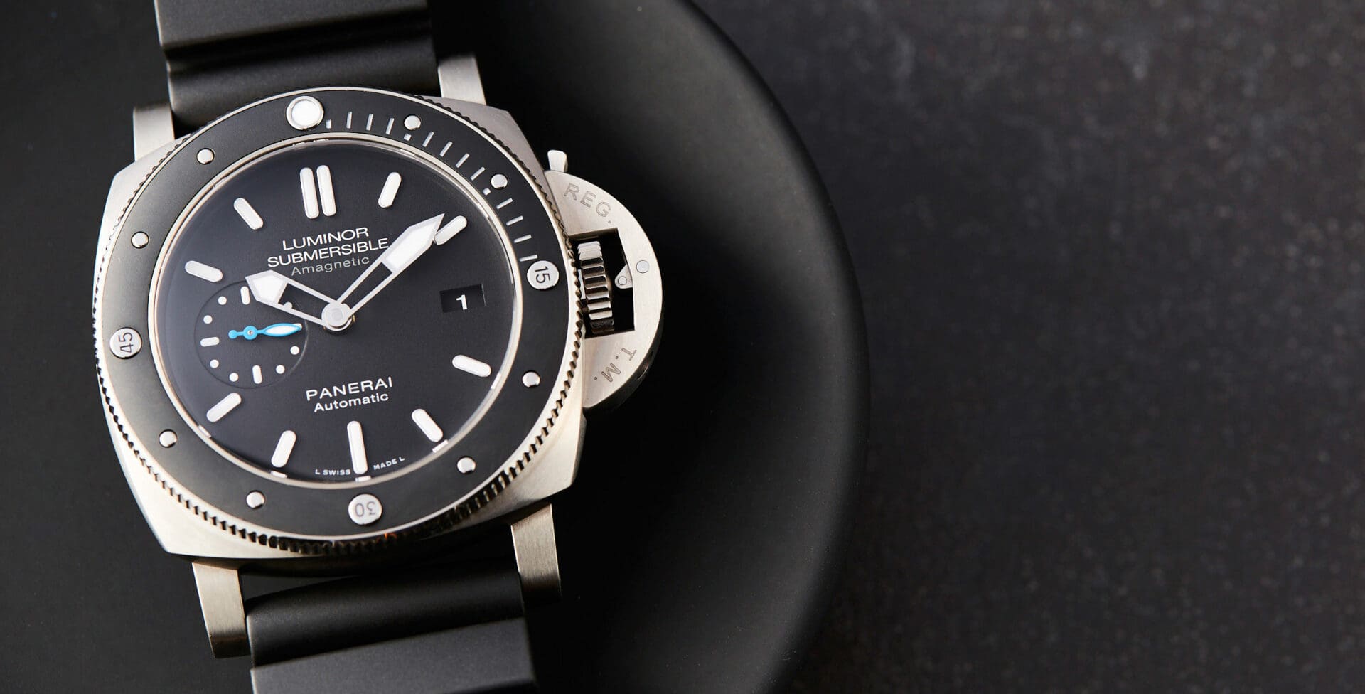 HANDS-ON: The Panerai Luminor Submersible 1950 Amagnetic 3 Days Automatic Titanio (PAM 1389)