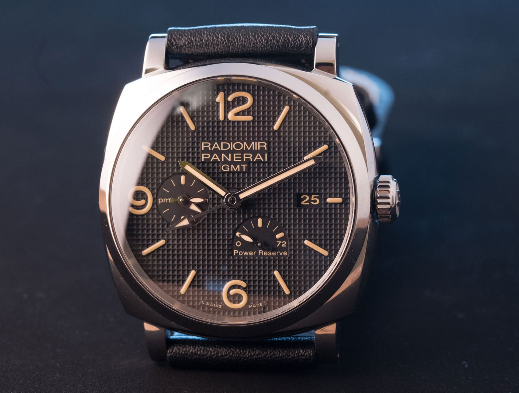 HANDS-ON: A traveller’s twin-set – Panerai’s Radiomir 1940 3 Days GMT PAM 628 and PAM 657