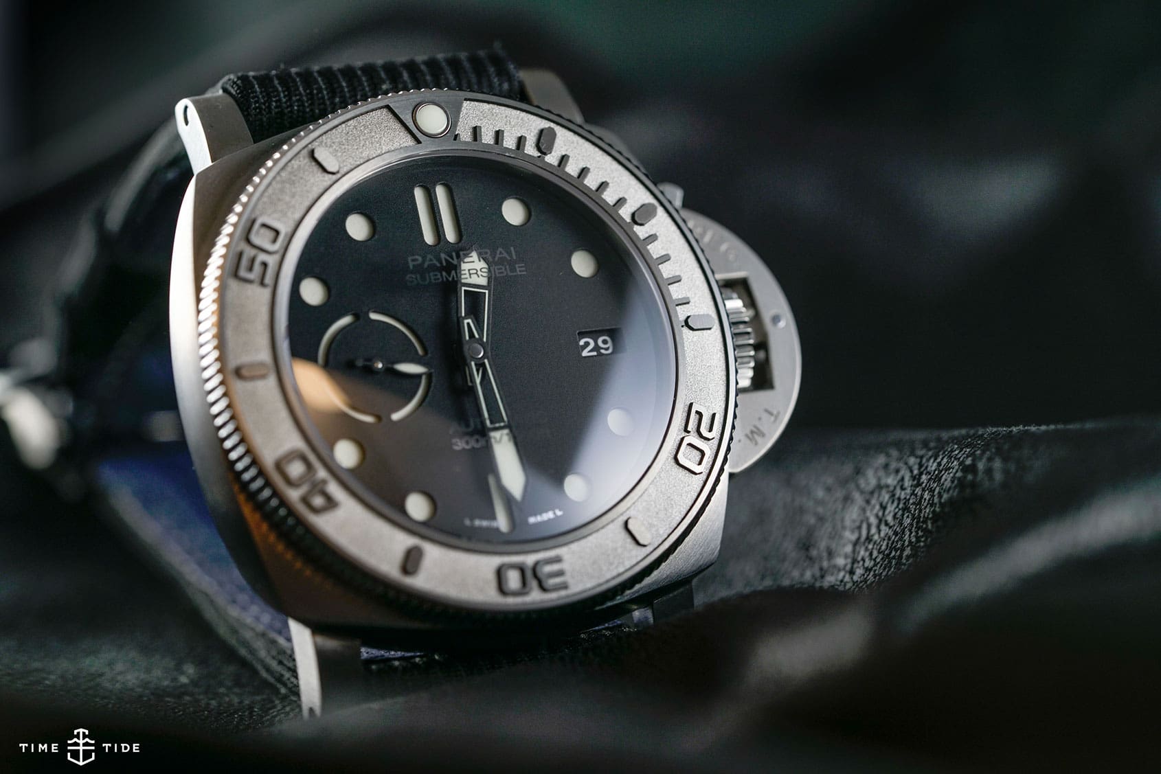 HANDS-ON: The sustainable Submersible, Panerai’s Submersible Mike Horn Edition, PAM00984