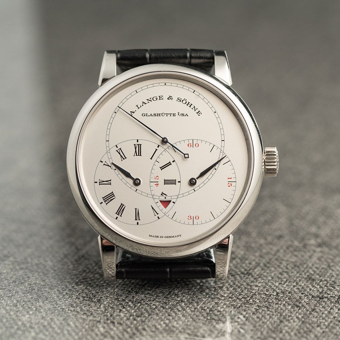 GONE IN 60 SECONDS: The A. Lange & Söhne Richard Lange Jumping Seconds video review