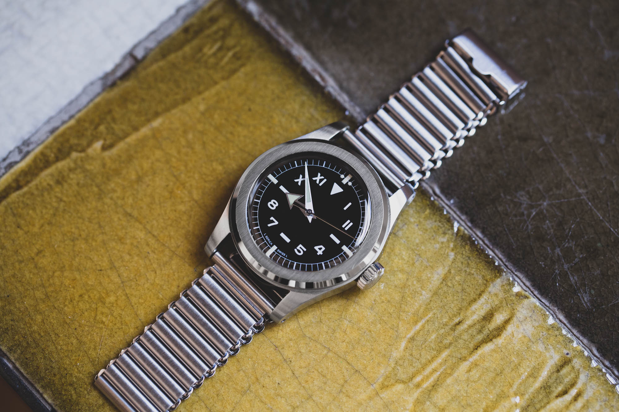 MICRO MONDAYS: The Serica 4512, a tough French take on classic military utilitarian chic