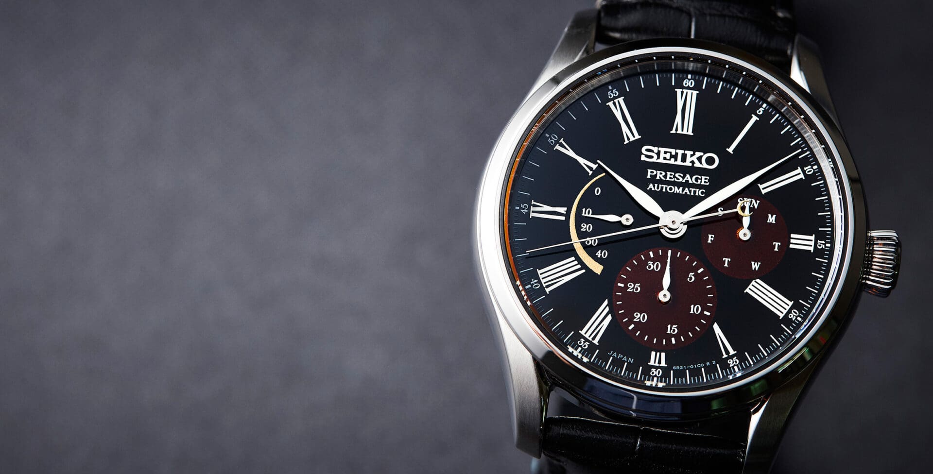 HANDS-ON: The Seiko Presage Urushi Byakudan-nuri Limited Edition SPB085 -  Time and Tide Watches
