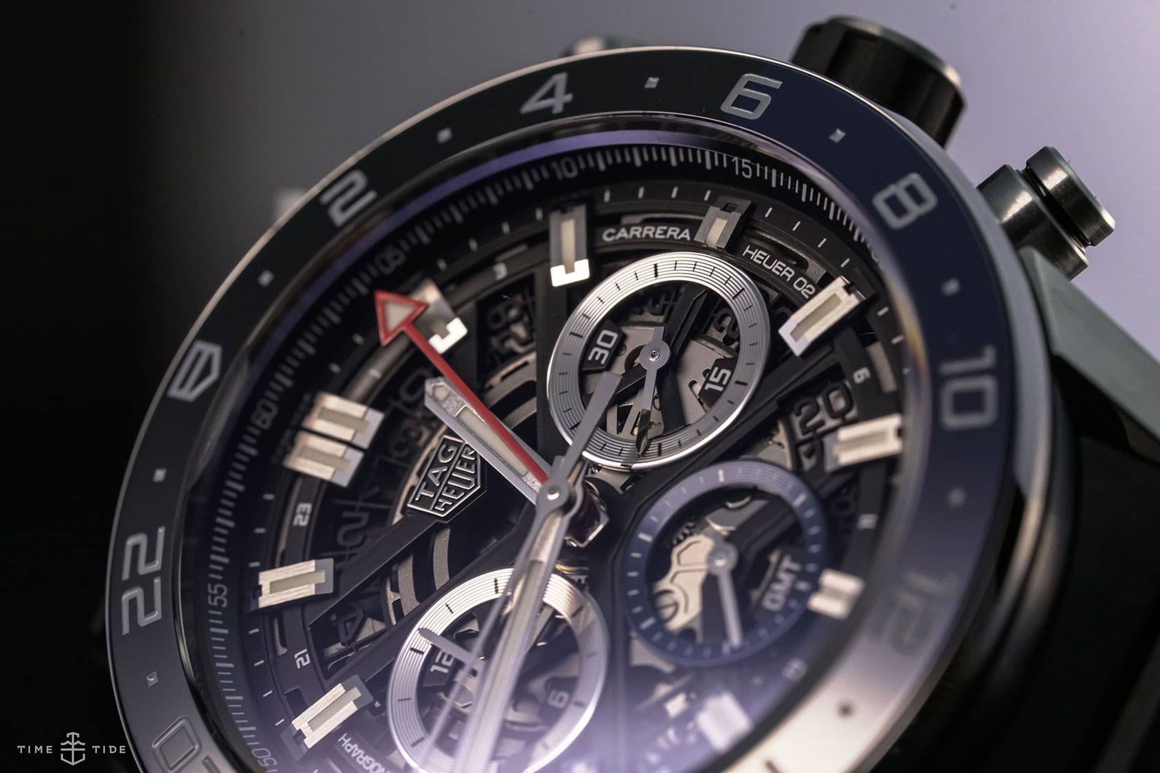 HANDS-ON: The TAG Heuer Carrera Chronograph GMT Heuer 02