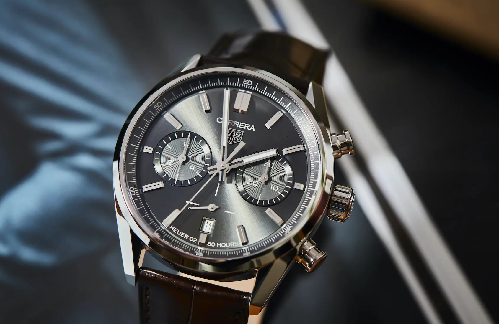 VIDEO: The TAG Heuer Carrera Chronograph collection, a sharp new formula  for a classic - Time and Tide Watches