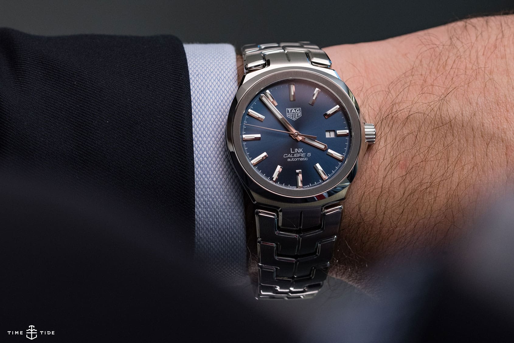 VIDEO: The dressy new face of the TAG Heuer Link 