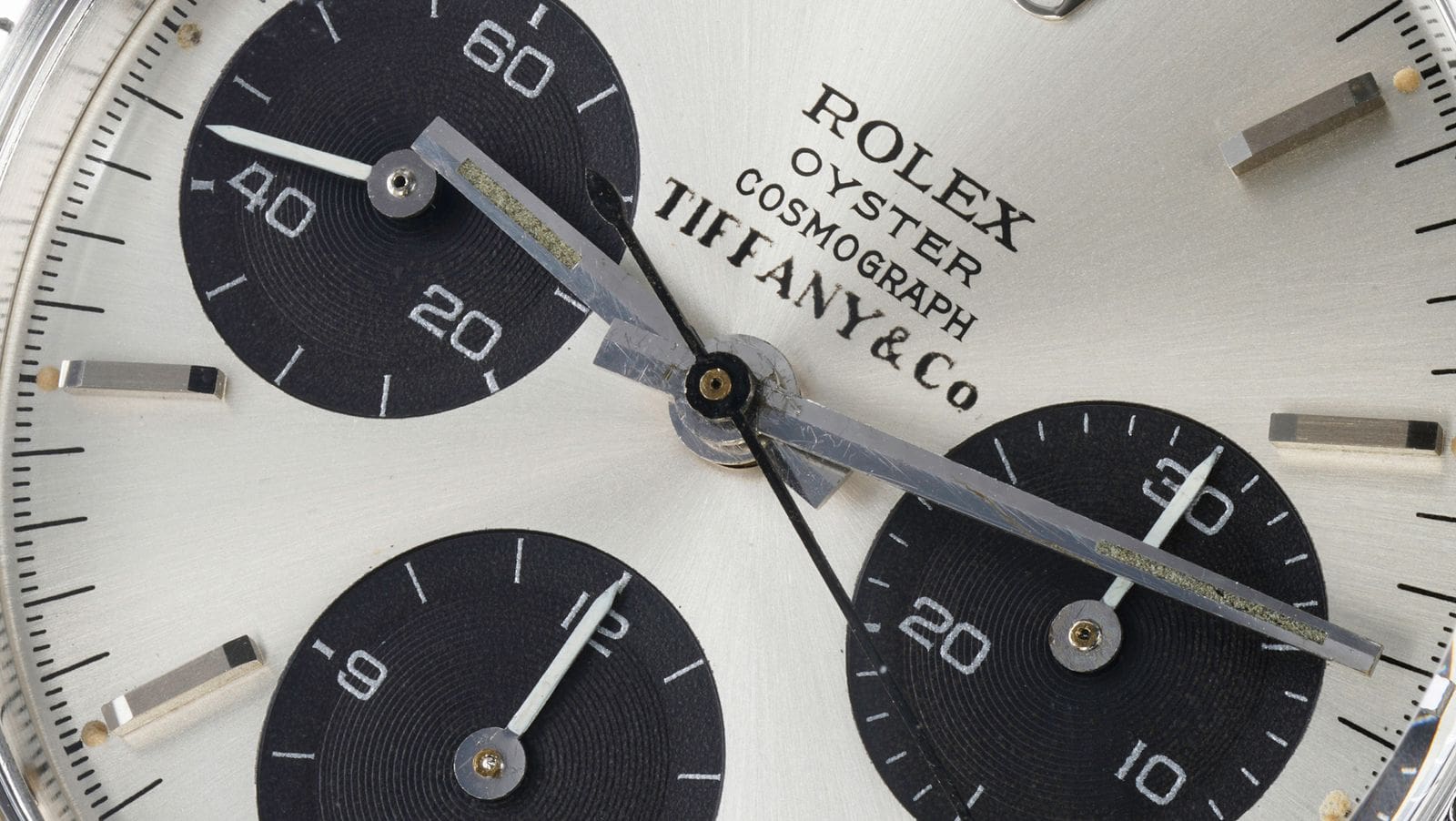 RECOMMENDED READING: Why double-signed Rolex and Patek Philippe dials are so interesting